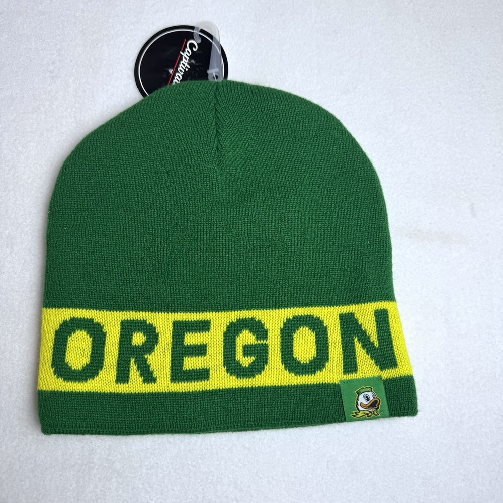 New Oregon Ducks Captivating Beanie Green Yellow Stocking Cap Knit University